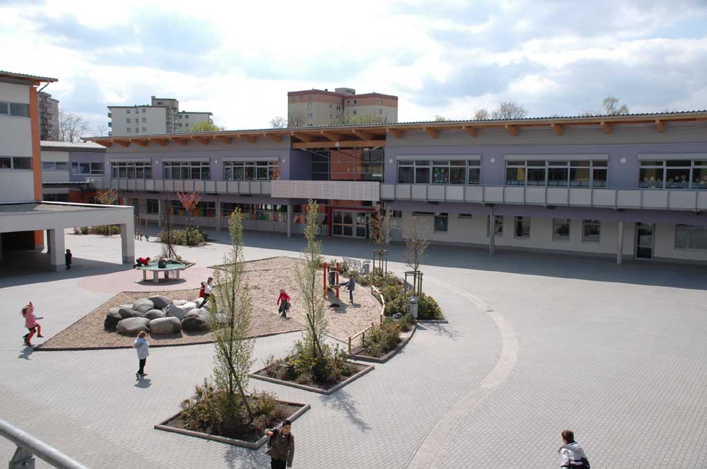 Schulhof